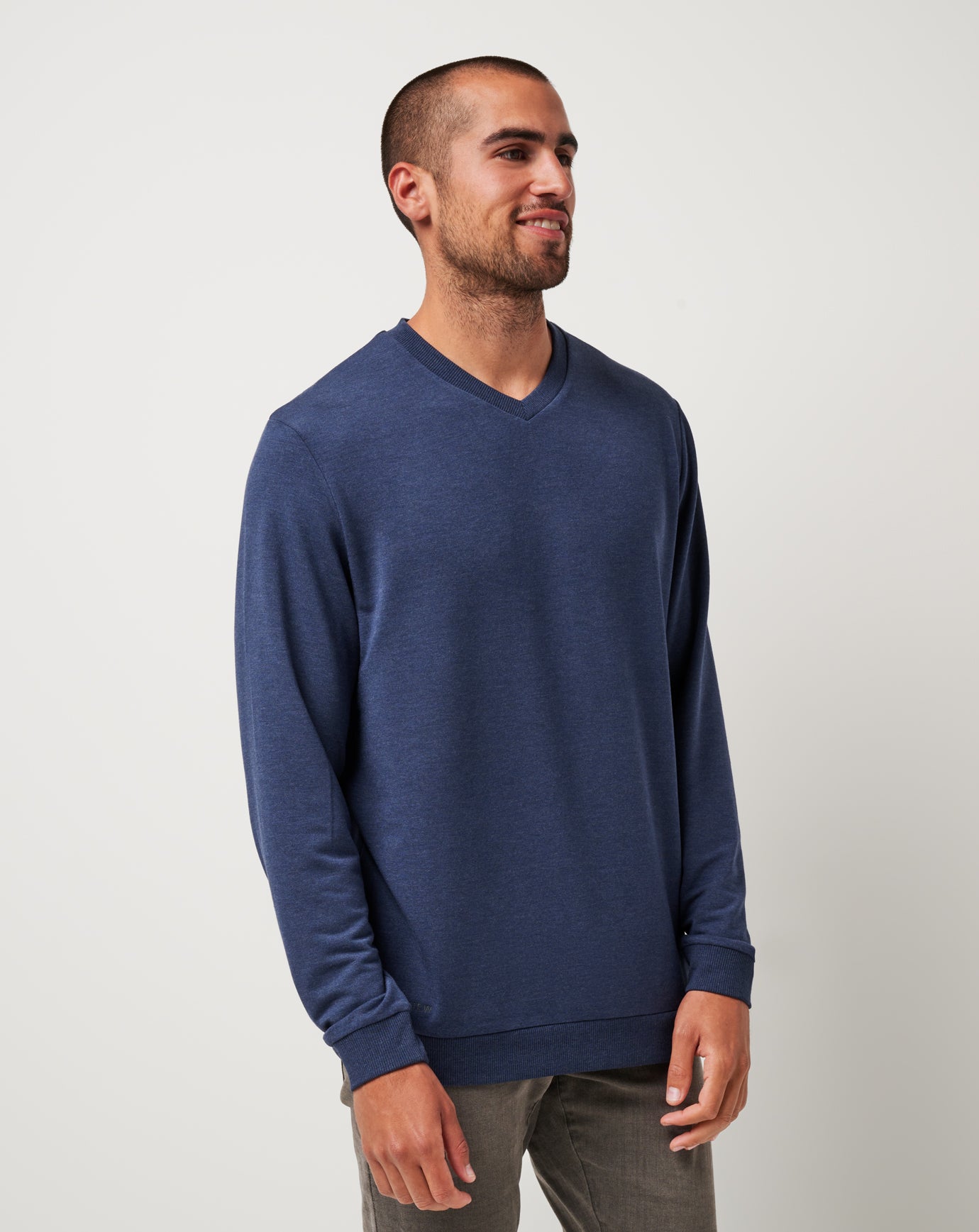 Amenities V-Neck Crew