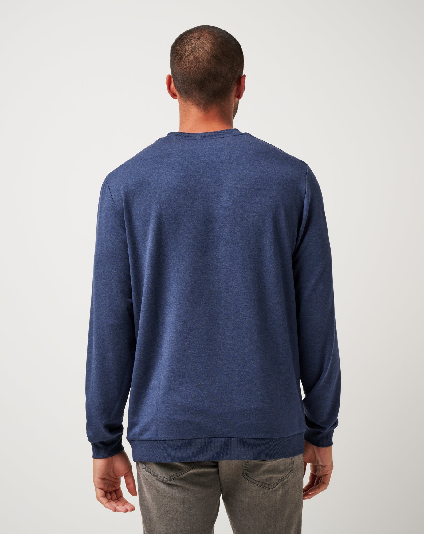 Amenities V-Neck Crew