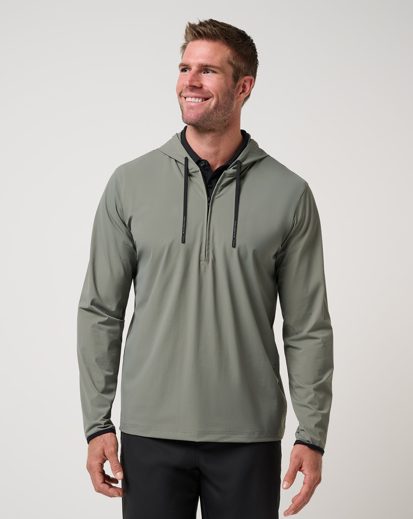 【Mサイズ】TWM TECH SWEAT SHORTSLEEVE HOODIE Hero Hour Tech Hoodie ∣ TravisMathew