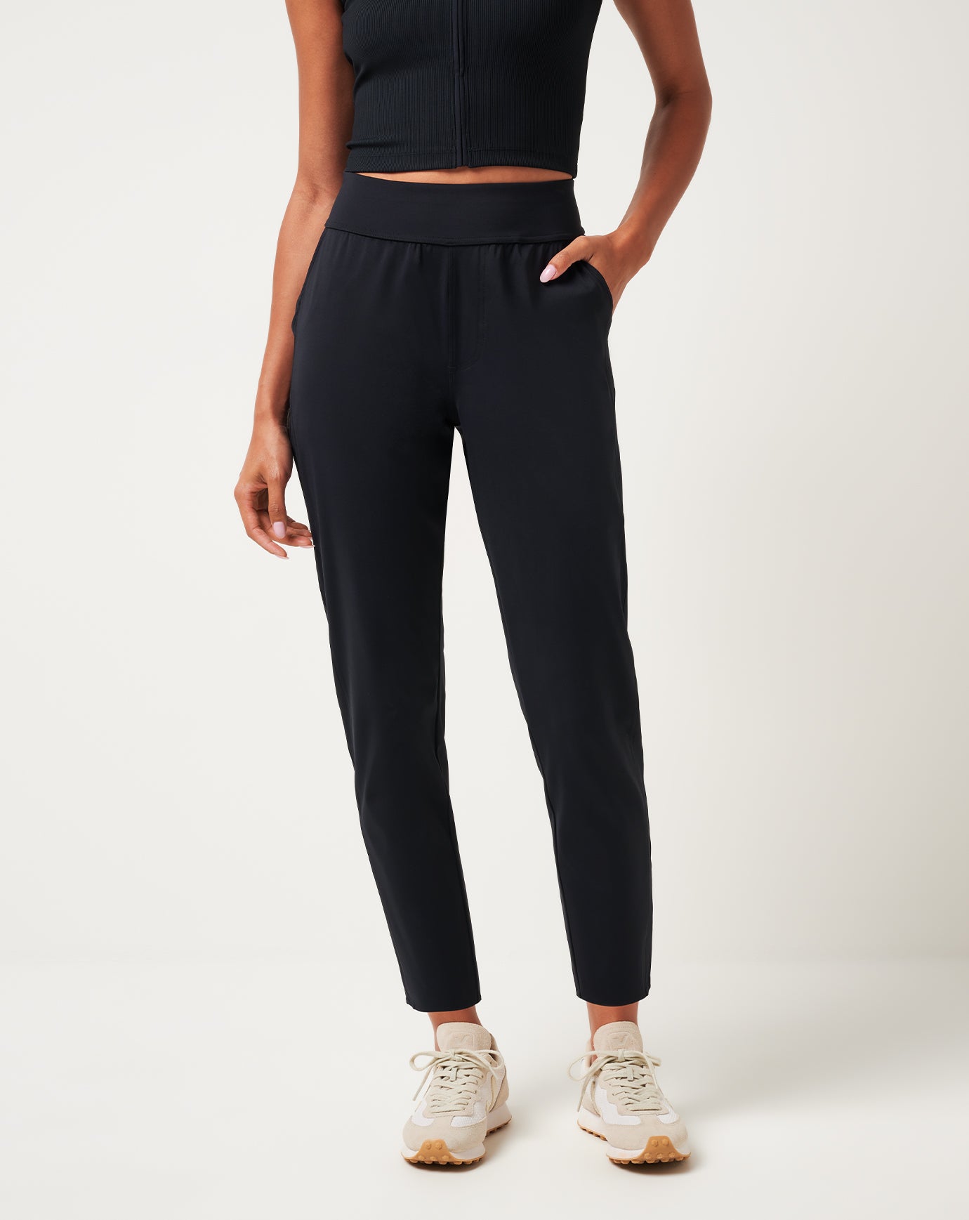 Moveknit Resilience Pant image 2