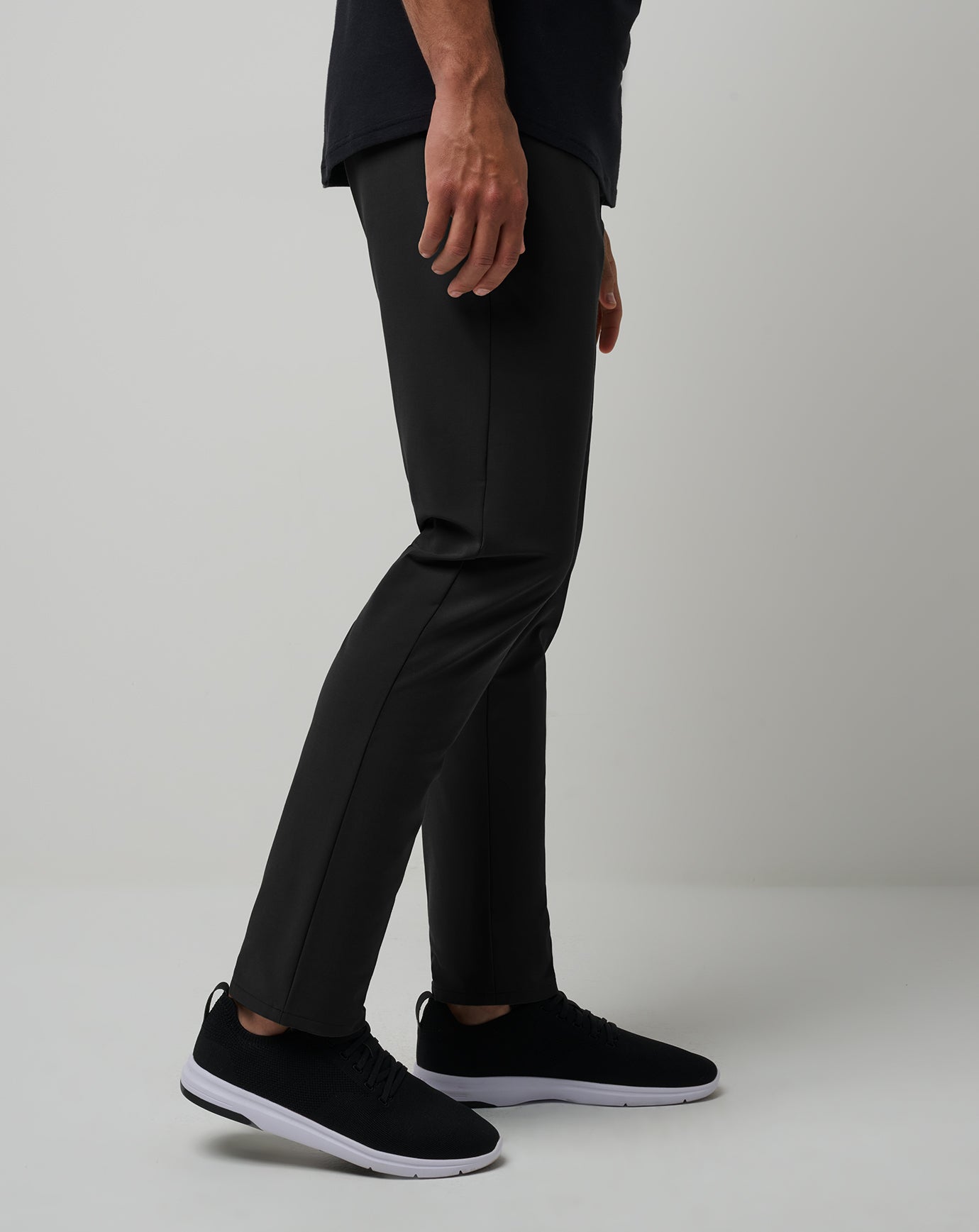 Open To Close Tech Chino Pant
