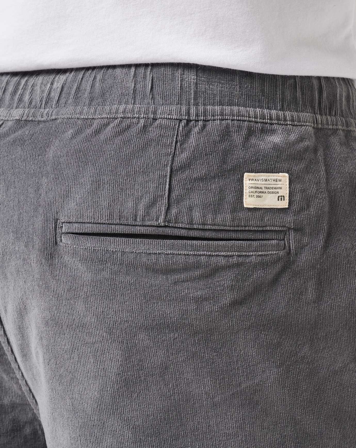 Cuddy Cabin Short 8In