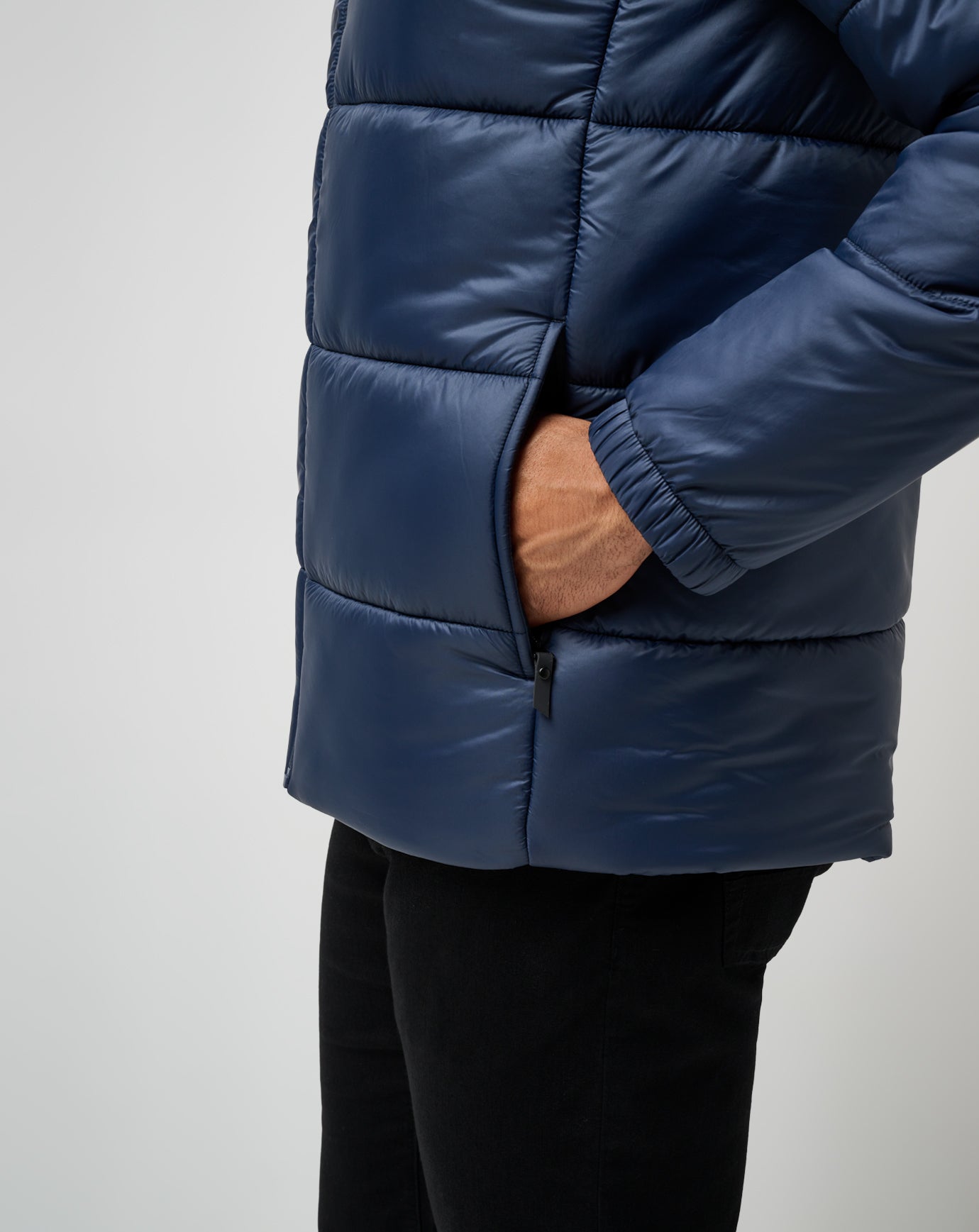 Aves Tech Puffer Jacket image 5