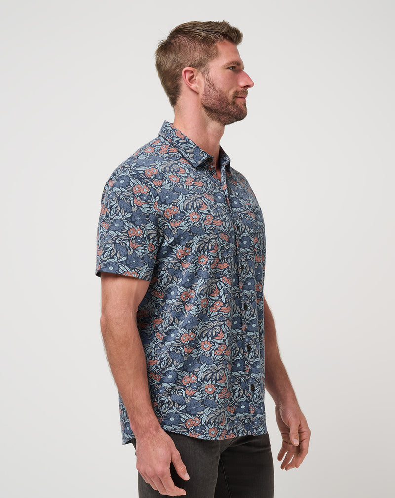 Day Cruise Button-Up