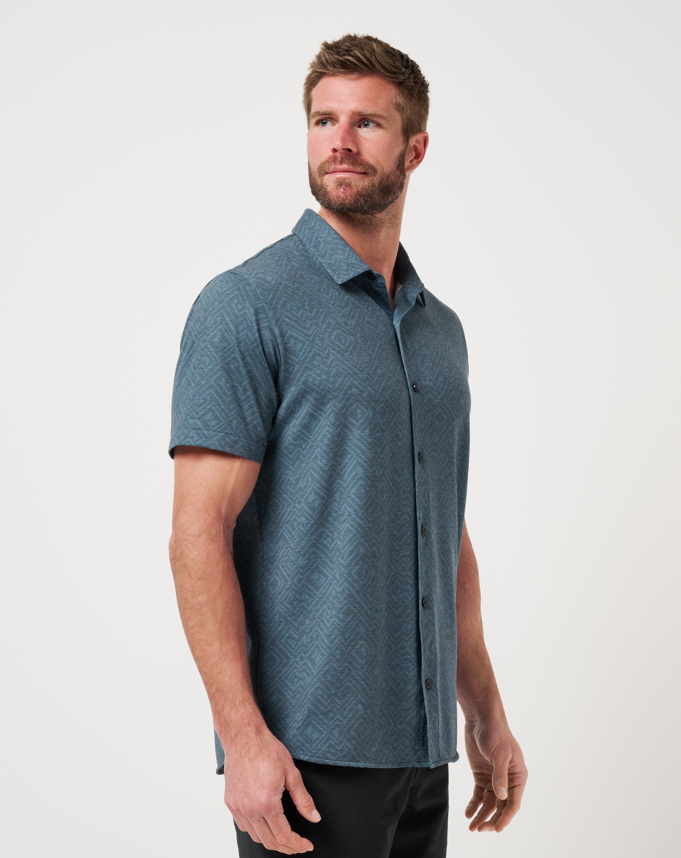Featherweight Night Button-Up