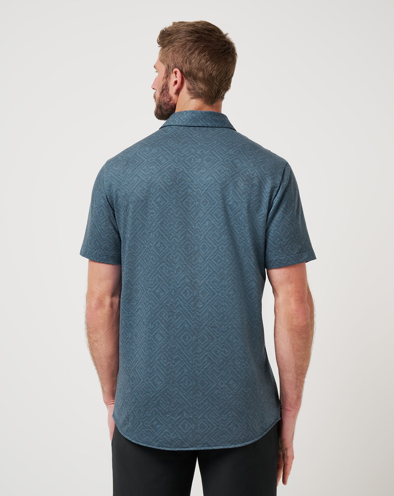 Featherweight Night Button-Up