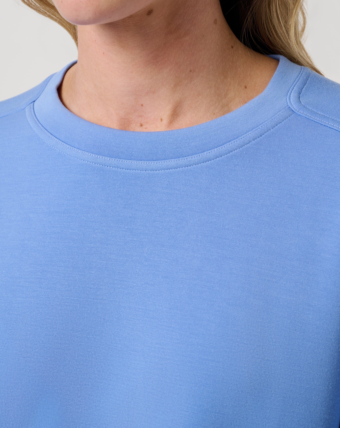 Cloudscape Pullover