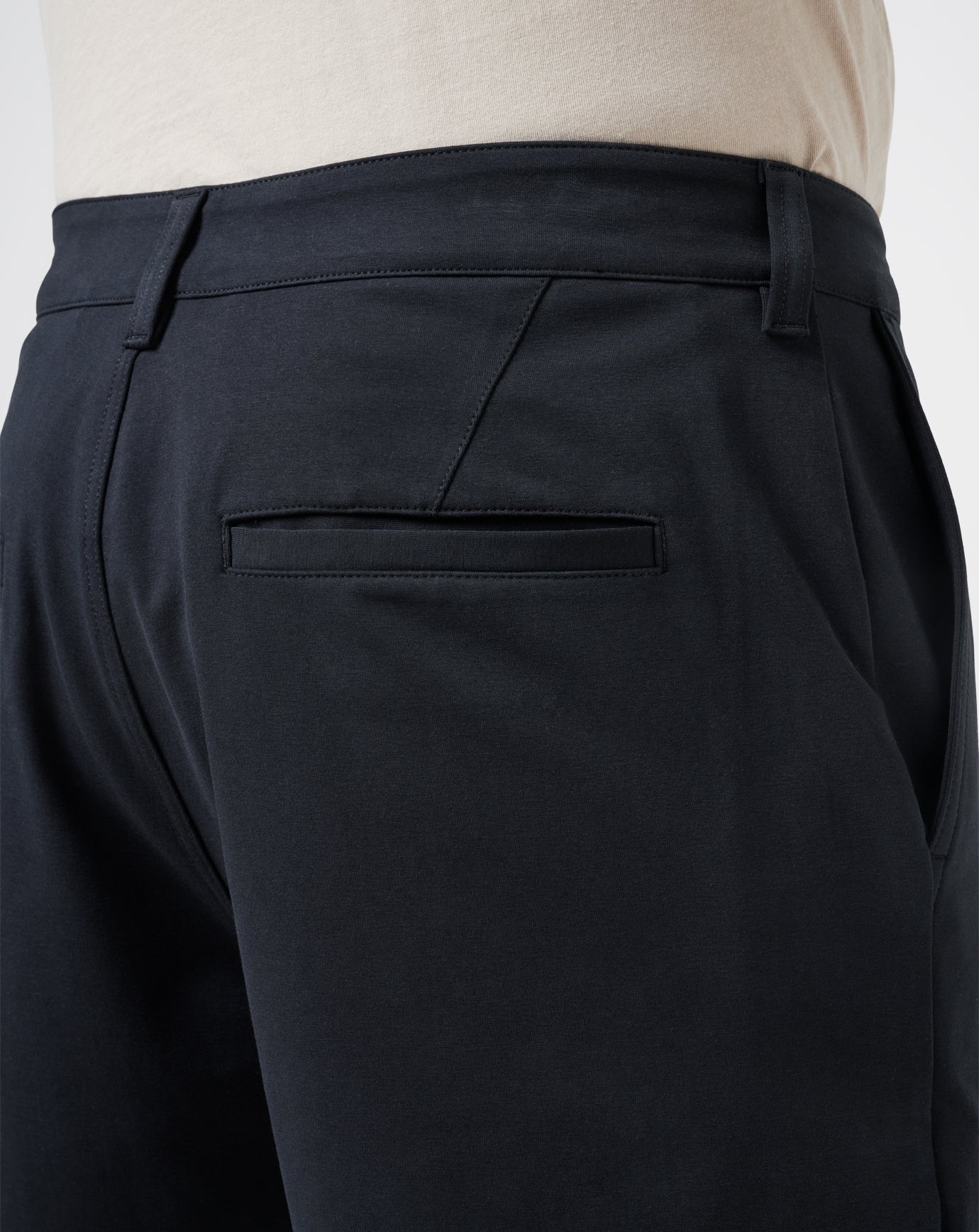 Stretchknit Short 8In