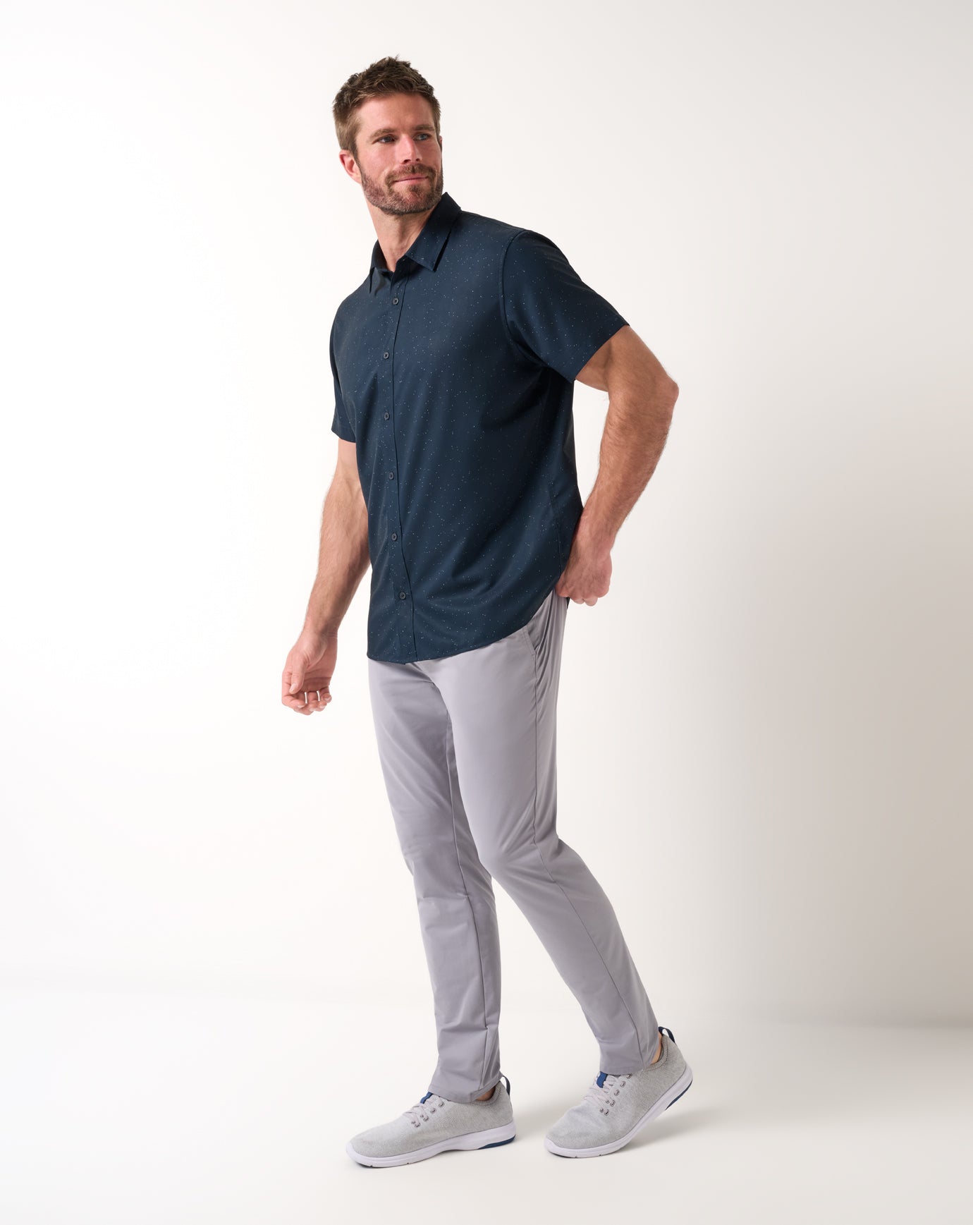 Techwoven Chartered Button-Up