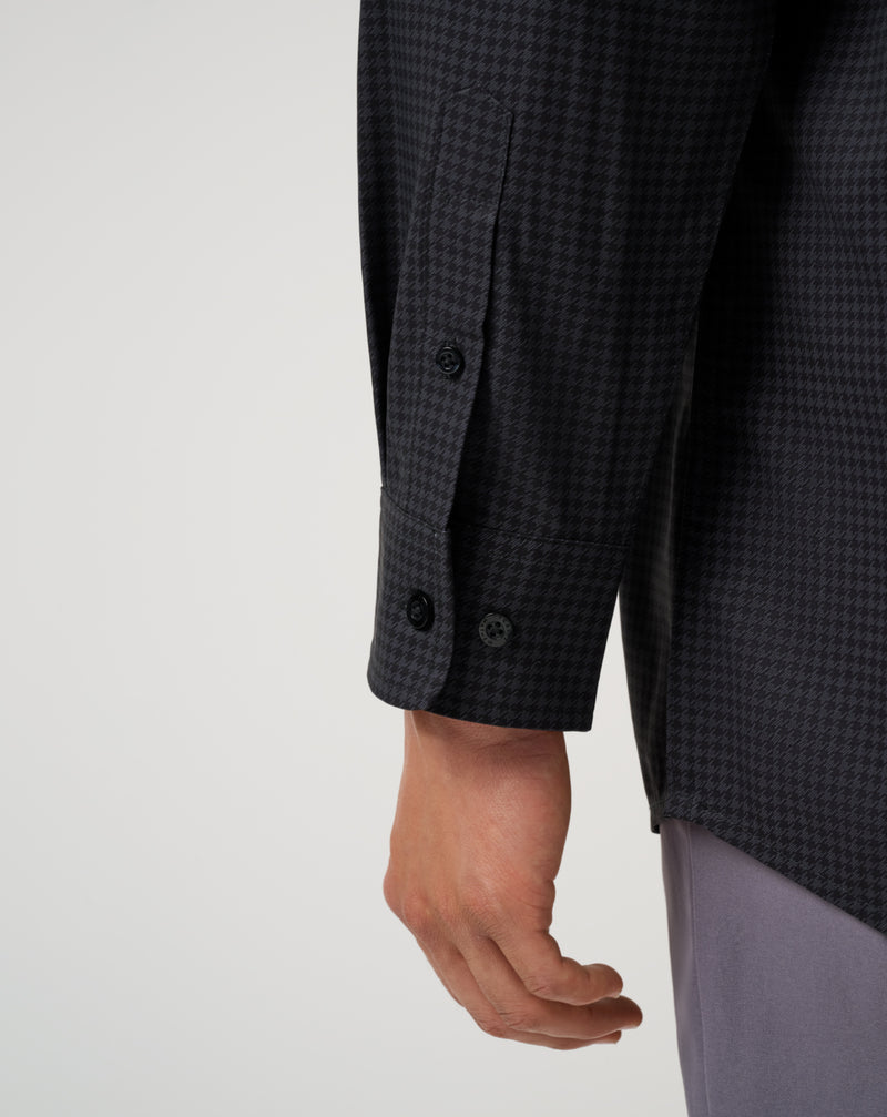 Techwoven Cross Check Long Sleeve Button-Up