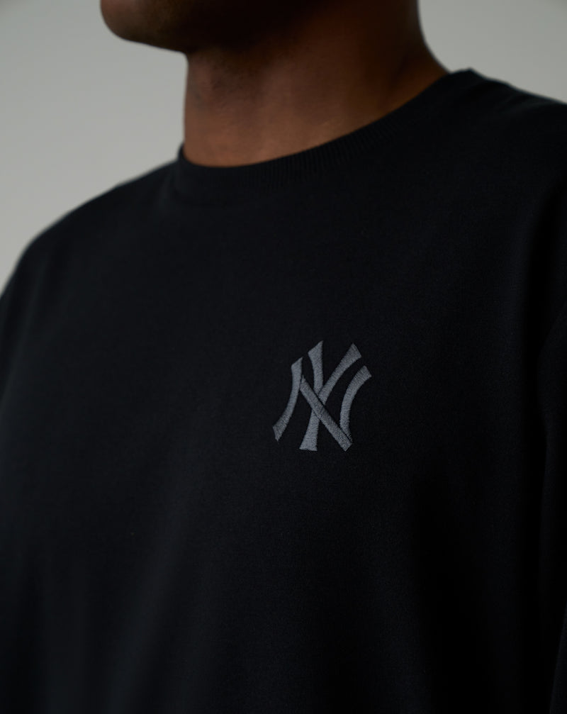 New York Yankees Tailgate Gear Pullover
