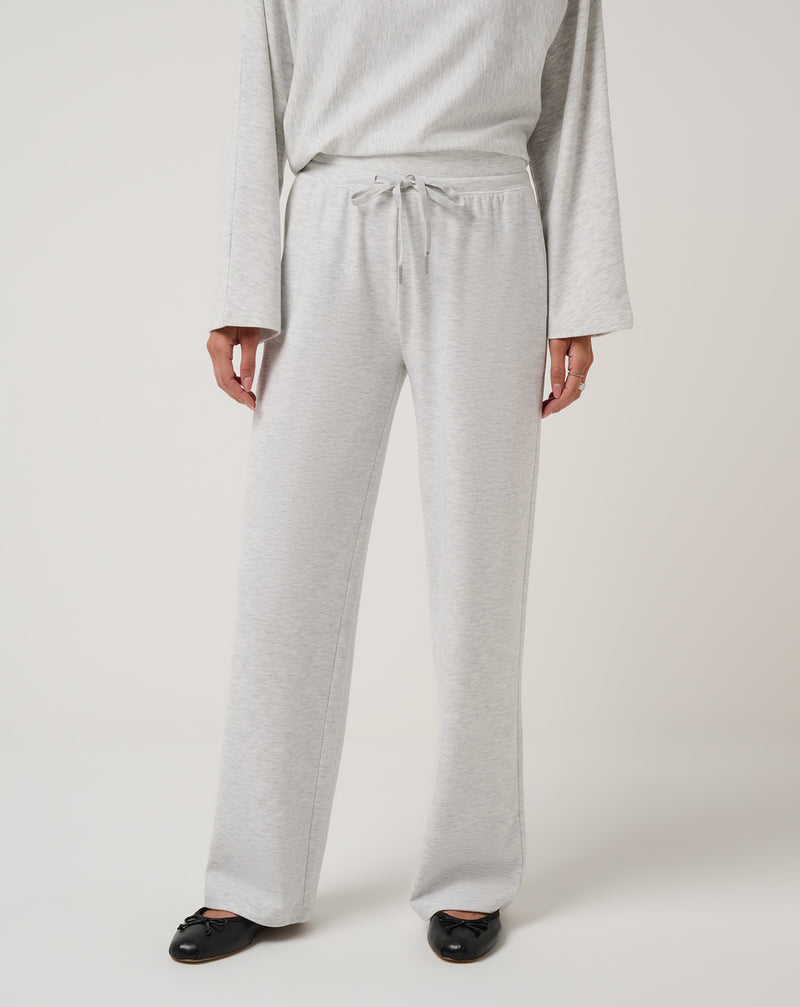 Cloud Sweater Straight Leg
