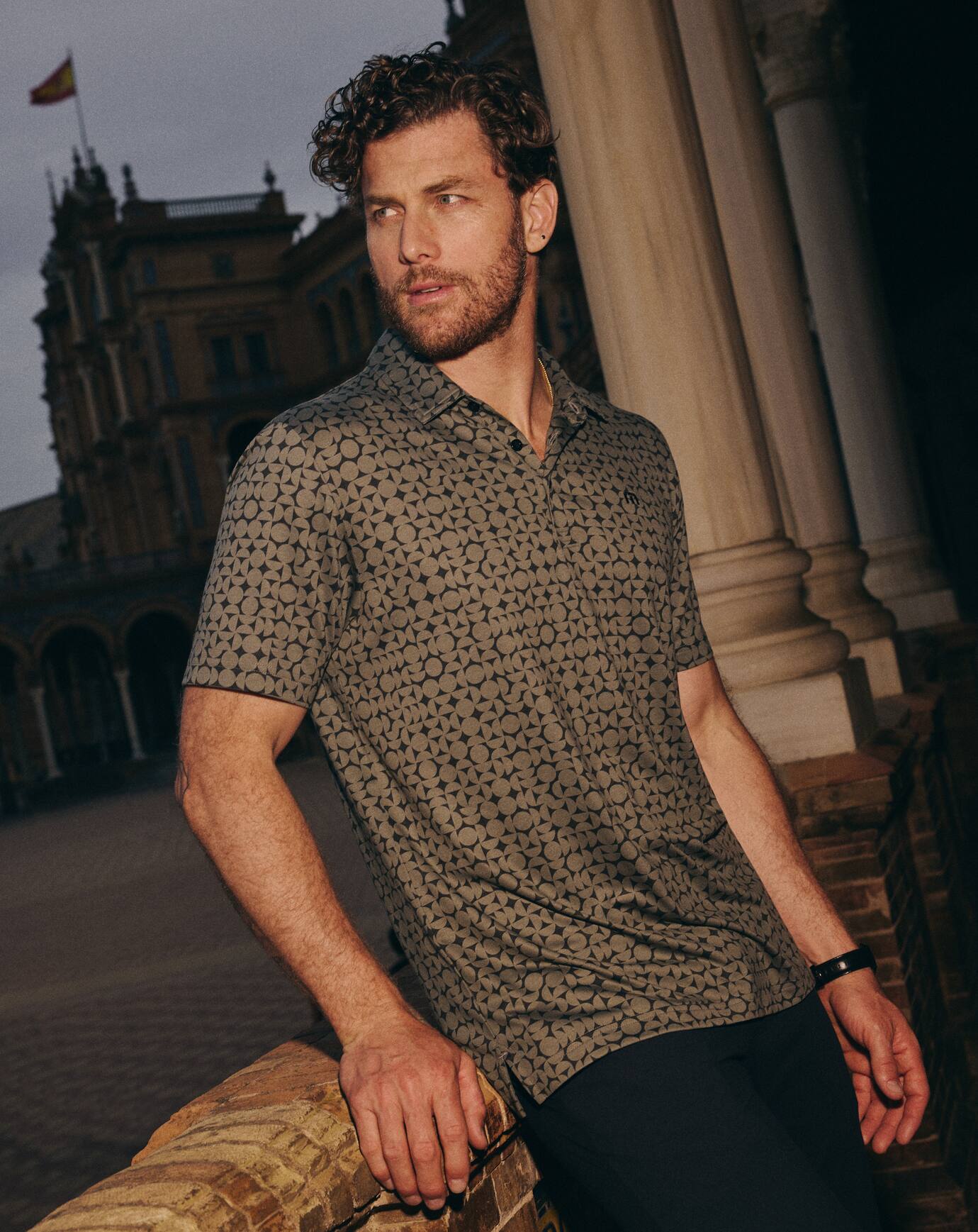 Featherweight Caves Polo